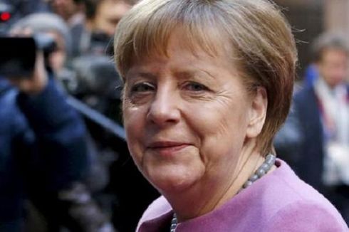 Merkel Minta Putin Turun Tangan Soal Hak Kaum Gay di Chechnya