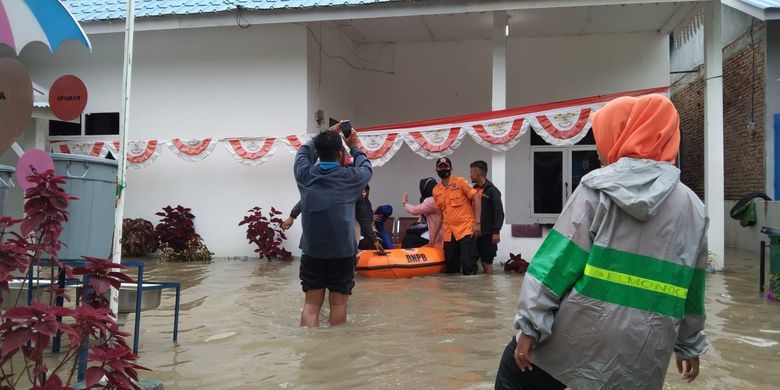 Berita Harian Banjir Terbaru Hari Ini  Kompas.com
