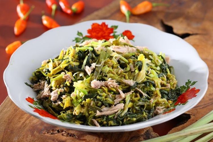 Tumis kangkung bunga pepaya.