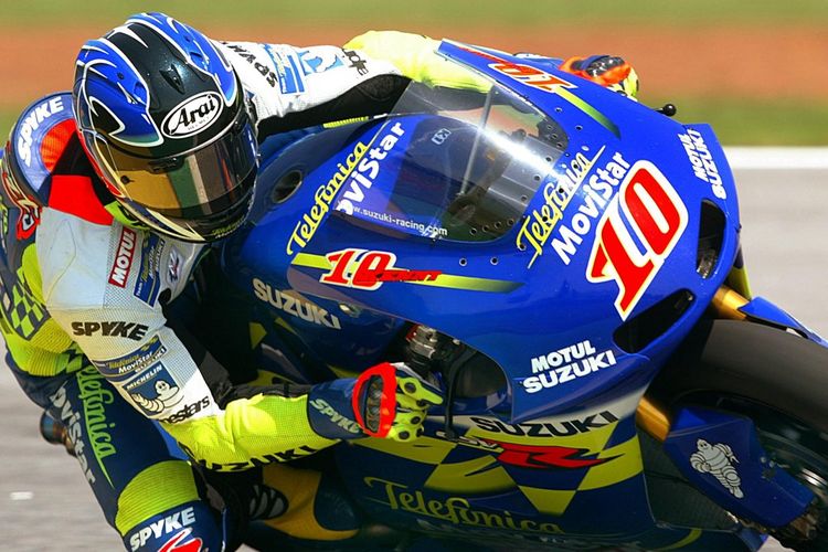 Kenny Roberts Jr. saat membalap untuk Telefonica Movistar Suzuki.     AFP PHOTO/Antonio SCORZA (Photo by ANTONIO SCORZA / AFP)