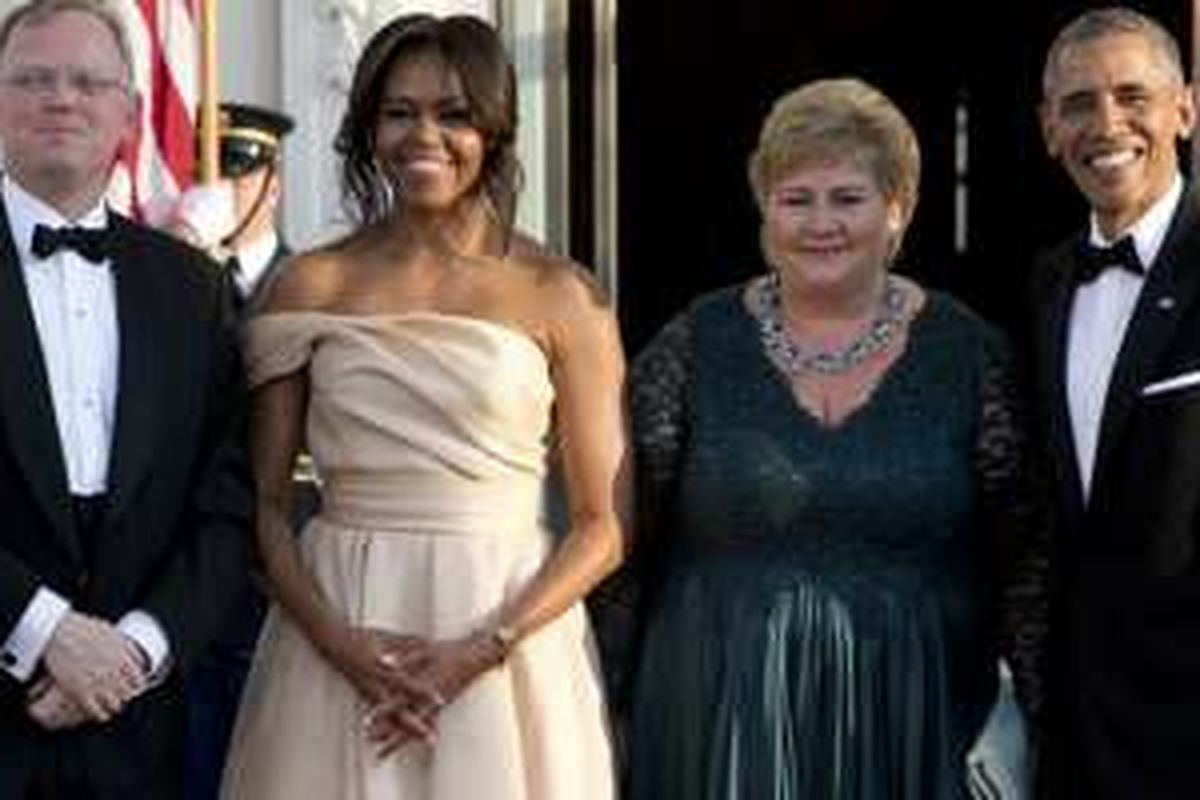 (Ki-Ka) Sindre Finnes (suami Perdana Menteri Swedia), Michelle Obama, Erna Solberg (Perdana Menteri Swedia), Barack Obama 