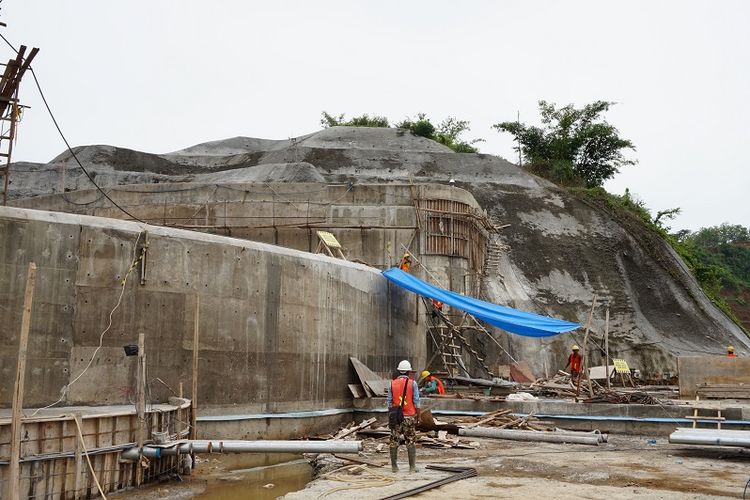 Ini Manfaat Bendungan Kuningan Bagi Masyarakat Sekitar