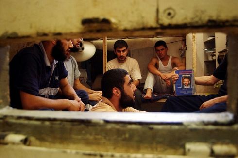 Tidak Dapat Perawatan Medis, Tahanan Palestina di Penjara Israel Ini Tewas