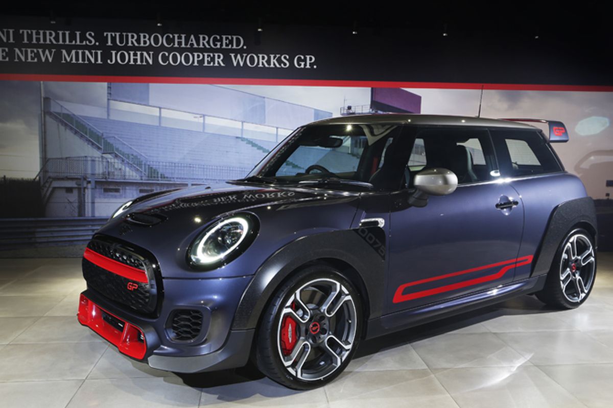 Mini John Cooper Works GP , cuma 12 unit di Indonesia