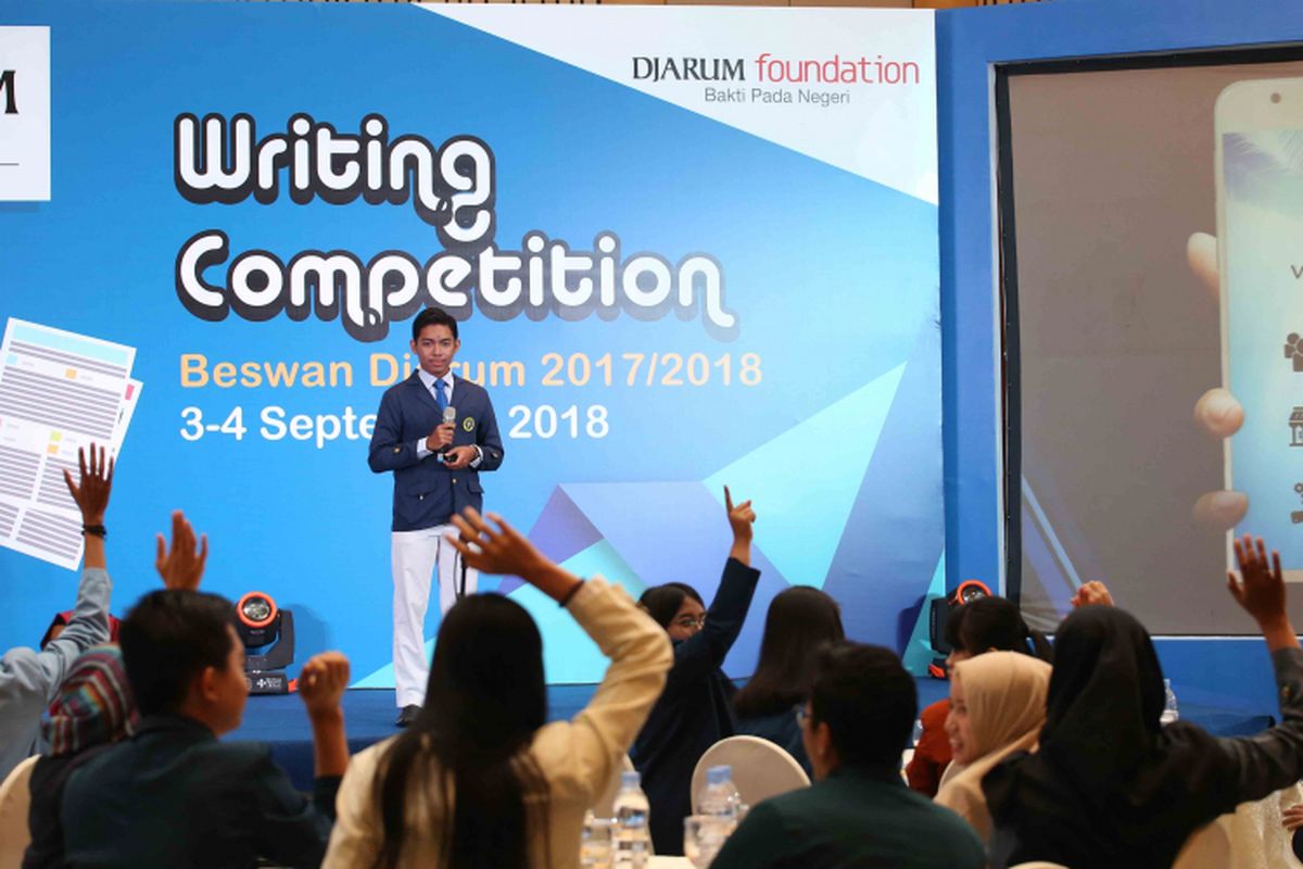  Sejak 2006, Writing Competition Beswan Djarum konsisten menjadi ajang menyenangkan bagi para mahasiswa yang datang dari pelosok Indonesia. Mereka bisa bertukar ide dan serta berjejaring untuk kedepannya menggali ide lebih baik.