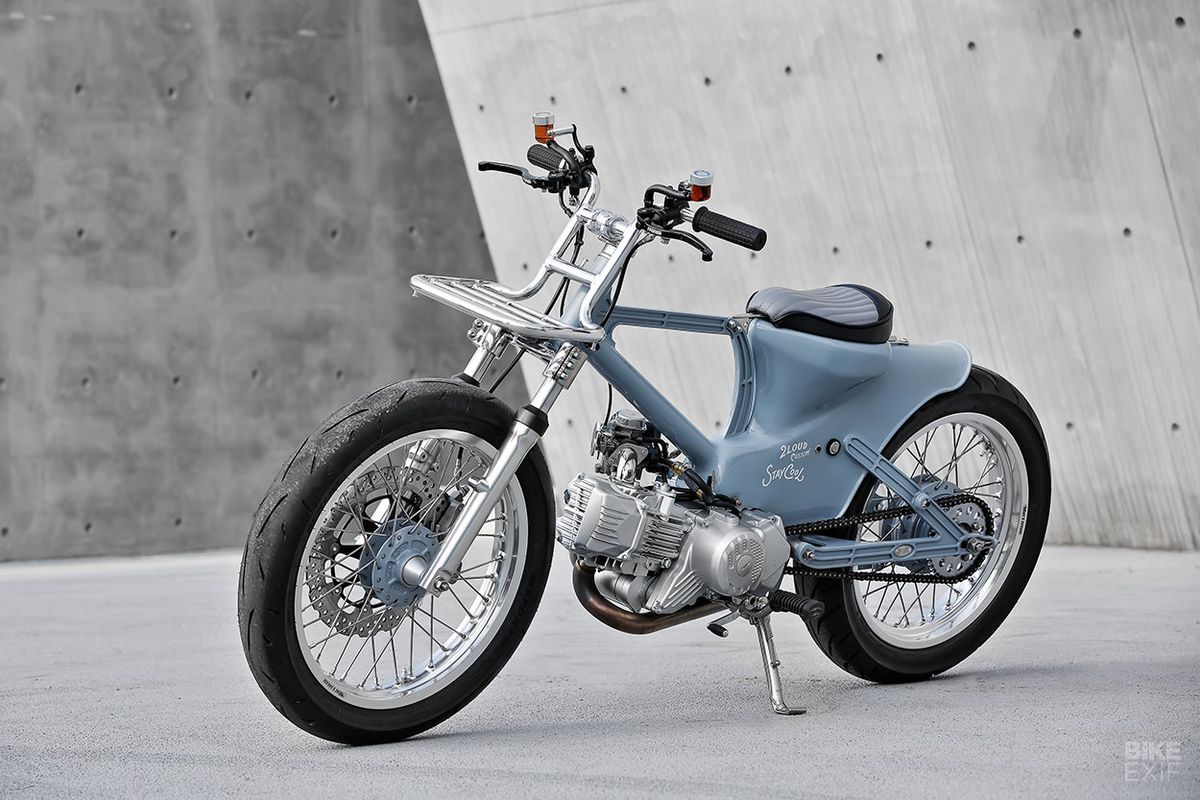 Honda Cub Custom 