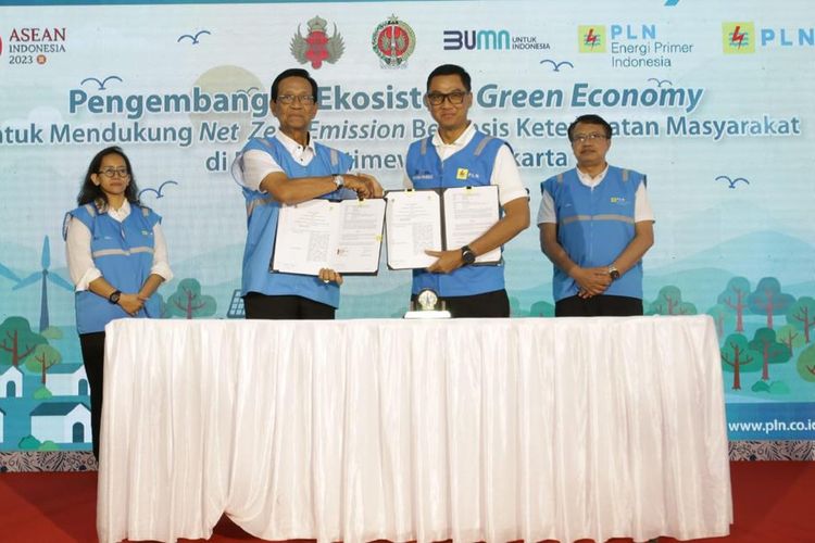 Kerja sama antara PLN melalui PLN EPI dengan Pemerintah Provinsi Daerah Istimewa Yogyakarta dilakukan melalui dengan penandatanganan nota kesepahaman antara Direktur Utama PLN Darmawan Prasodjo dan Gubernur DIY Sri Sultan Hamengkubuwono X terkait pengembangan potensi daerah dalam transisi energi pada Kamis (14/3/2023).