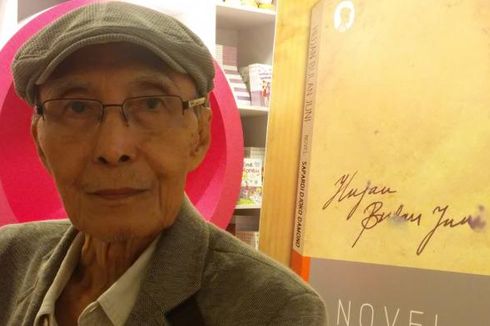 Biografi Sapardi Djoko Damono: Penyair Legendaris Indonesia