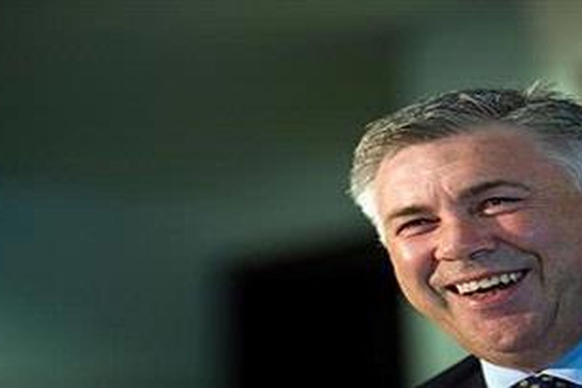 Pelatih Chelsea, Carlo Ancelotti.