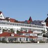Hotel 132 Tahun Tutup karena Covid-19