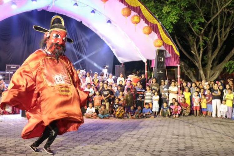 Perayaan Cap Go Meh 2568 di Kecamatan Lasem digelar di Kelenteng Cuk An Kiong, Desa Soditan, Kecamatan Lasem, Kabupaten Rembang, Jawa Tengah, Jumat (10/2/2017).