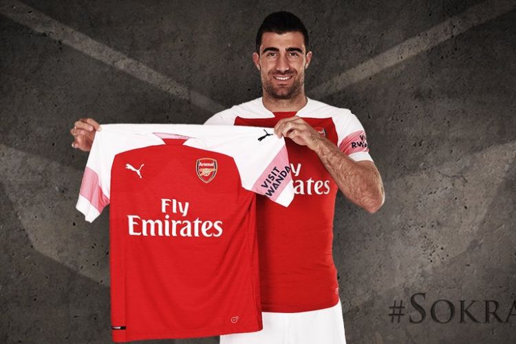 Sokratis Papastathopoulos menjadi rekrutan ketiga pelatih Unai Emery sejak menggantikan Arsene Wenger di bulan Mei 2018.