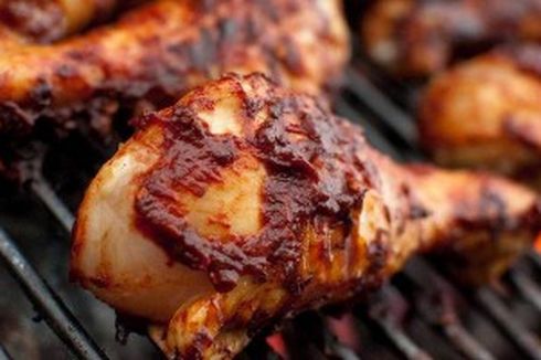 Menakar Bumbu untuk Ayam Bakar