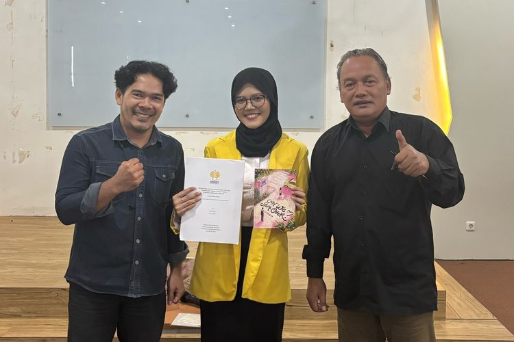 Lulus S1 Pakai Novel Wattpad, Kisah Sukses Ita Kurniawati yang Karyanya Jadi Sinetron