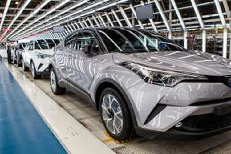 Toyota C-HR yang sudah mulai diproduksi massal.