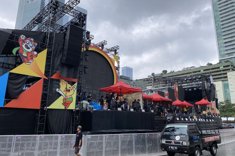 Bundaran HI Bersolek Jelang Malam Tahun Baru 2026, Panggung Utama Hampir Rampung