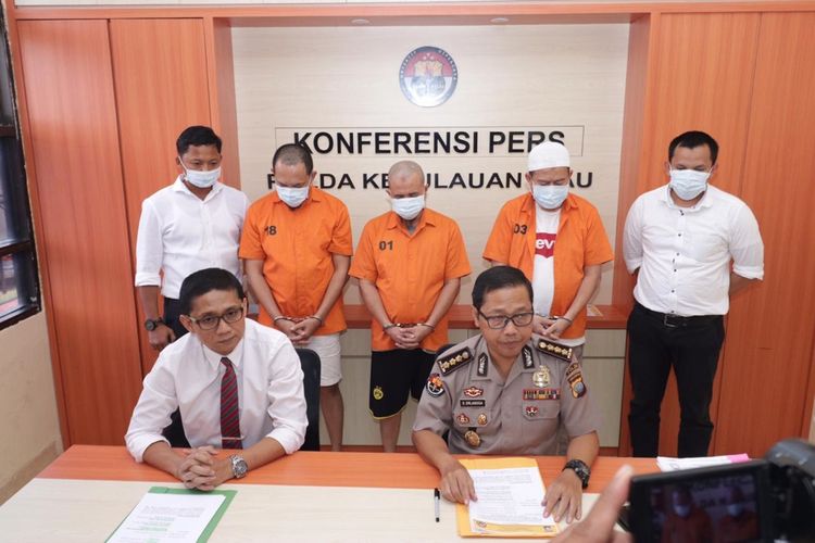 Labid Humas Polda Kepri Kombes Erlangga memaparkan kronologis korupsi monumen bahasa yang terjadi di Pulau Penyengat Tanjungpinang dengan kurigian mencapai Rp 2,2 miliar