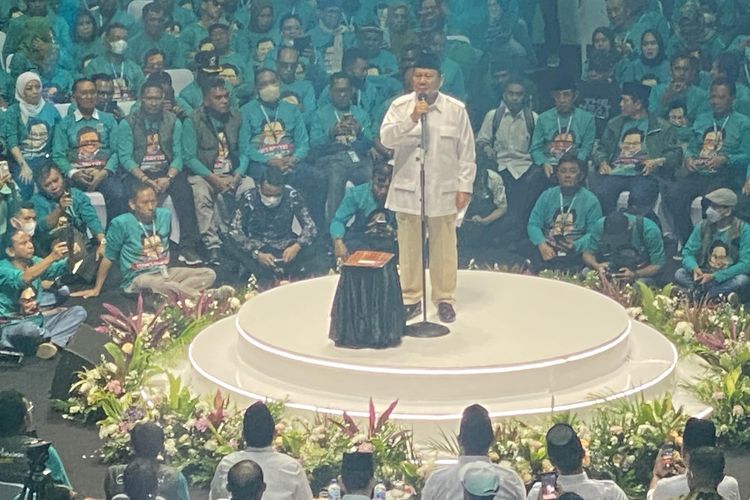 Ketua Umum Partai Gerindra Prabowo Subianto memberikan sambutan dalam agenda “PKB Road To Election 2024” di Senayan, Jakarta, Minggu (30/10/2022) siang.