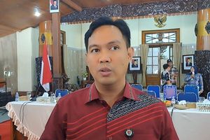 BREAKING NEWS! KPK OTT Bupati Cilacap Syamsul Auliya Rachman 