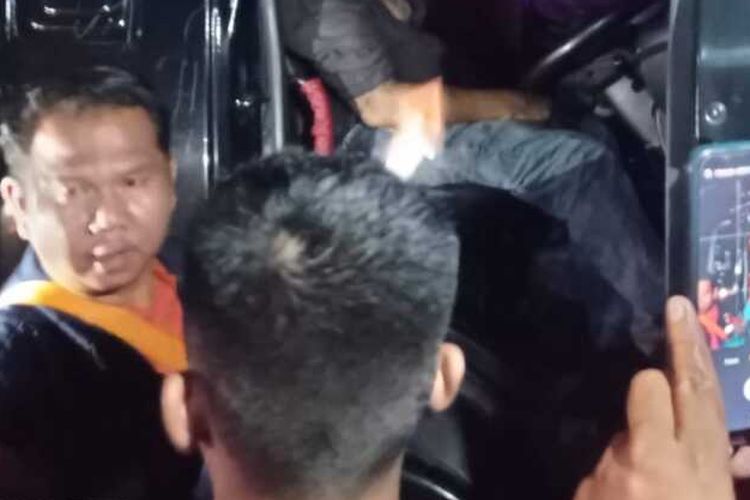 Fransiosi Yonara (55) sopir truk batu bara asal Sumatera Barat yang tewas di Lubuklinggau saat sedang konvoi.