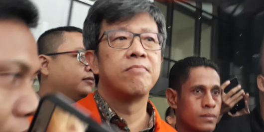 Komisi Pemberantasan Korupsi menahan Direktur Utama PT Quadra Solution Anang Sugiana Sudiharjo (ASS), Kamis (9/11/2017)