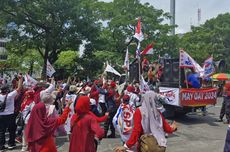 Buruh Semarang Mengeluh "Terlindas" Gaji Rendah dan Tingginya Biaya Pendidikan Anak