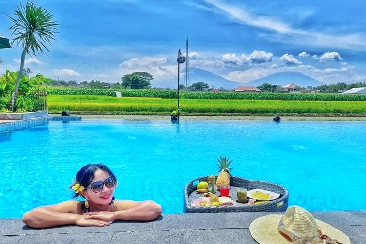 Candramaya Pool and Resort di Kabupaten Klaten, Jawa Tengah.