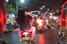 Jalan Medan Merdeka Selatan Ditutup, Lalu Lintas Arah Monas Padat