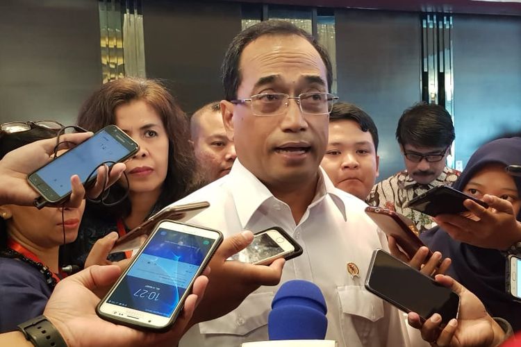 Menteri Perhubungan Budi Karya Sumadi di Semarang, Selasa (12/3/2019)