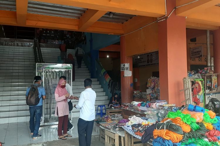 Sosialisasi Penggunaan Masker di Pasar Argosari, Wonosari, Gunungkidul Kamis (10/9/2020)