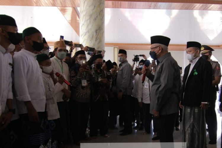 Wapres KH Ma'ruf Amin di Ponpes Hidayatussalikin Pangkalpinang, Selasa (14/6/2022).