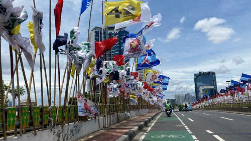 Republik Baliho: Obral Ketidakwarasan, Kegilaan, dan Ketidakwajaran