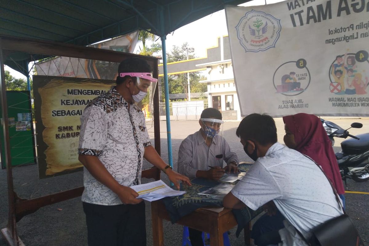 Pendaftaran siswa baru di SMKN 1 Bawen