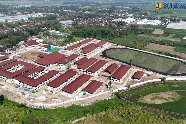 Selain Asrama, Sekolah Rakyat Jember Punya Lapangan Bola Standar FIFA