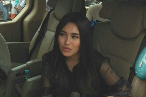 Karena Nikita Mirzani, Ayu Ting Ting Minta Didoakan Punya Suami Lagi