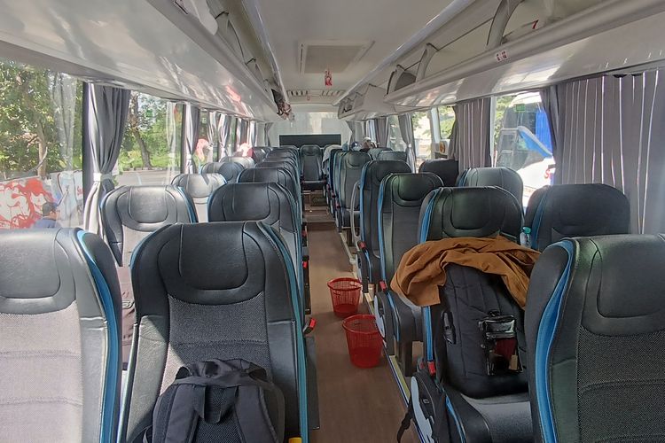 Kabin Bus listrik PO Sumber Alam dan Kalista, Higer Coach 12 M