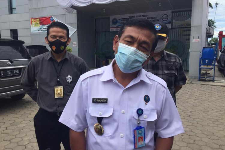 Kepala BNN Sumsel Brigjen Pol Jon Turman Panjaitan saat memberikan keterangan terkait penangkapan anggota DPRD kota Palembang inisial D, Selasa (22/9/2020).