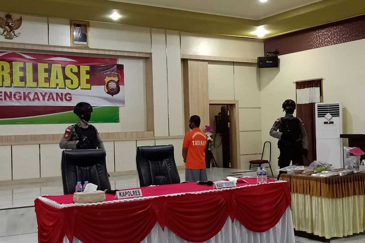 Pria berinisial Z, seorang pemilik sanggar tari yang jadi tersangka atas dugaan pencabulan terhadap 9 muridnya terancam dikebiri.