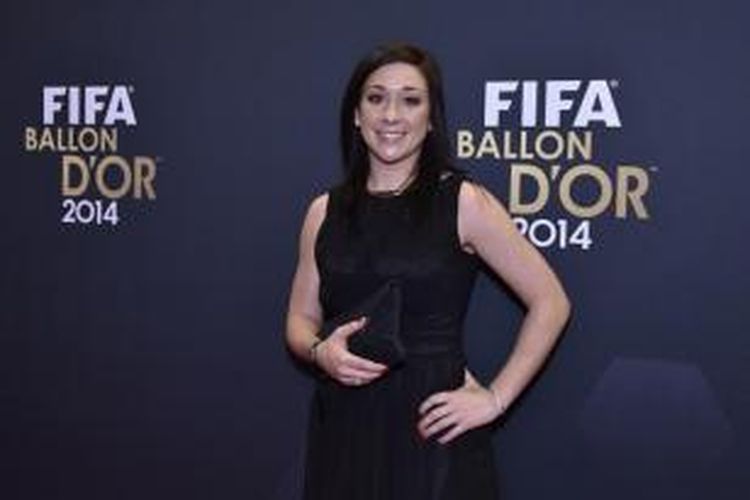 Pemain sepak bola wanita asal Jerman, Nadine Kessler.