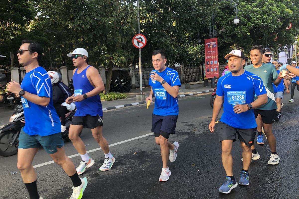 Peserta pelari di Pocari Sweat Run Indonesia 2023, Bandung, Jawa Barat.