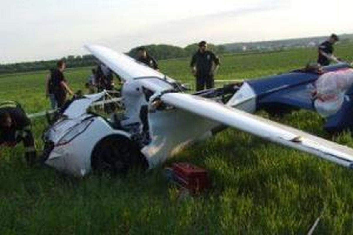 AeroMobil jatuh saat uji coba