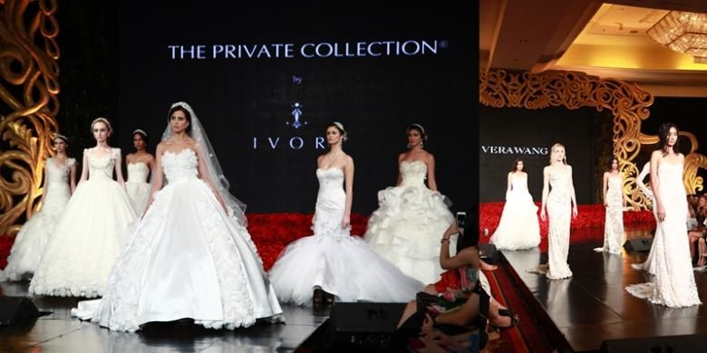 Peragaan busana Ivory Bridal Private Collection dan Vera Wang Brides yang ikut meramaikan acara Wedding Fair The Ritz-Carlton Jakarta, Mega Kuningan.