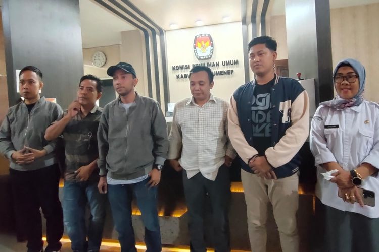 Konferensi pers di KPU Sumenep, Jumat (29/11/2024). 