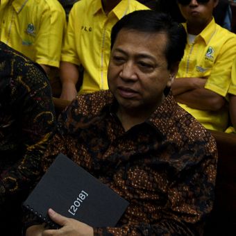 Terdakwa kasus korupsi KTP Elektronik Setya Novanto menunggu untuk menjalani sidang lanjutan di Pengadilan Tipikor, Jakarta Pusat, Kamis (11/1/2018). Sidang mantan ketua DPR itu beragendakan pemeriksaan saksi yang dihadirkan oleh Jaksa Penuntut Umum KPK.