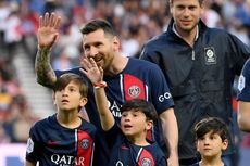 Carlos Tevez Ungkap Alasan Messi Tak Pulang ke Barcelona