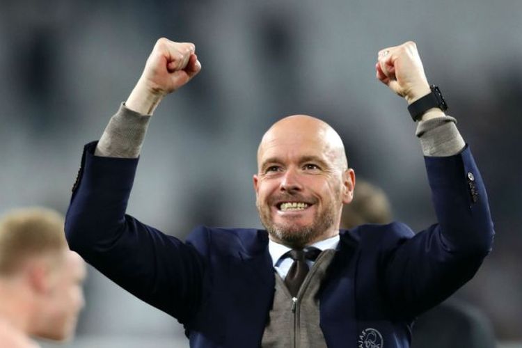 Erik Ten Hag mangaku senang atas kemenangan yang diperoleh Ajax Amsterdam di markas Tottenham Hotspur pada pertandingan leg pertama babak semifinal Liga Champions, Rabu (1/5/2019)