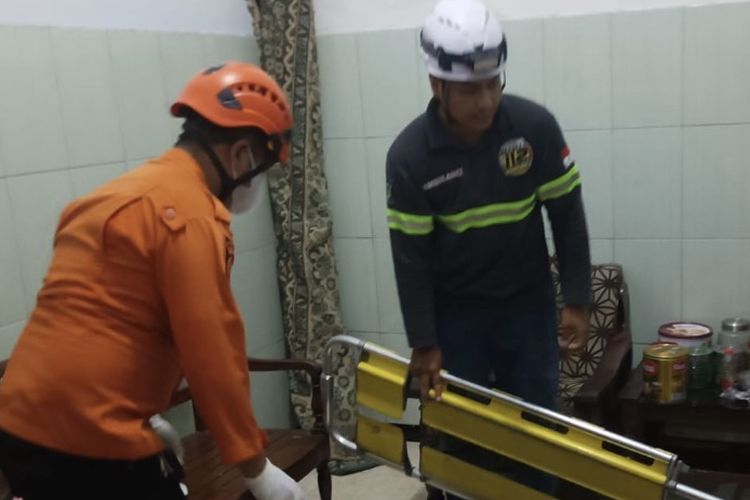 Sempat Dievakuasi karena Sesak Napas, Pria Obesitas di Surabaya Meninggal Dunia