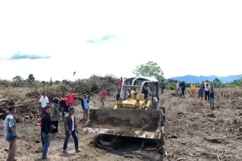 Tolak Kebun Teh Sidamanik Ditanami Sawit, Warga Hentikan Operasi Alat Berat dan Ancam Tutup Jalan