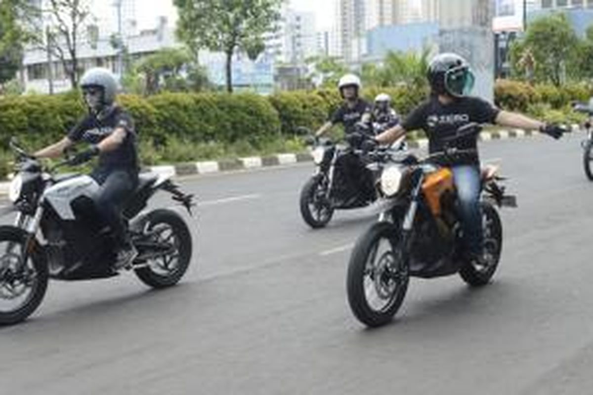 Zero Motorcycles membawa ciri khas baru berkendara moge.