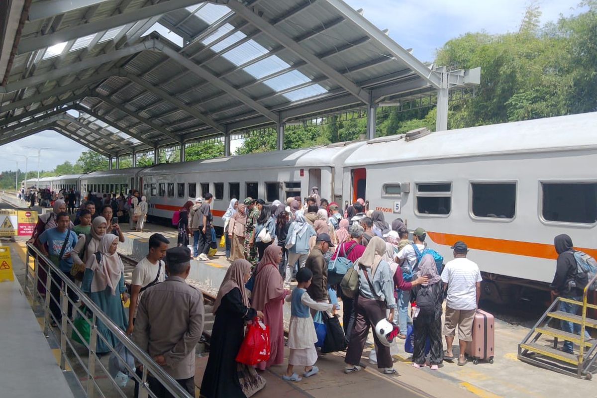 KAI Daop 9 Jember Beri Diskon 20 Persen Tiket KA Eksekutif